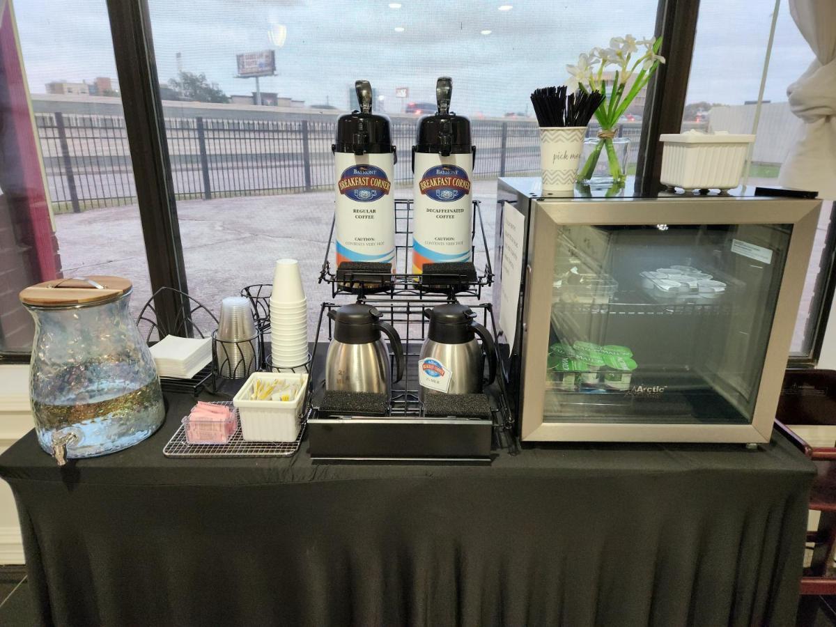 Baymont By Wyndham Houston Brookhollow Luaran gambar
